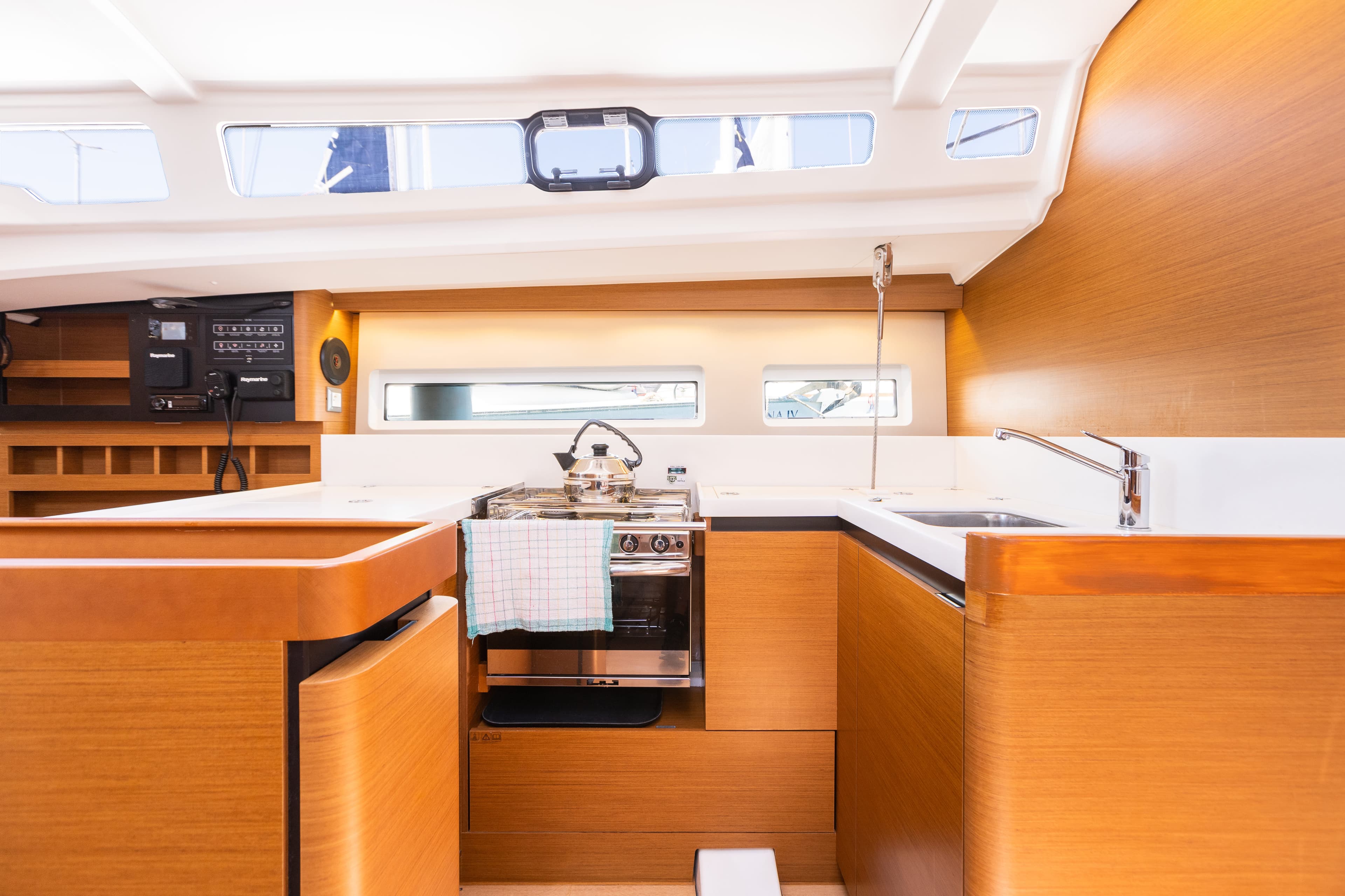 Sun Odyssey 440 - photo 12