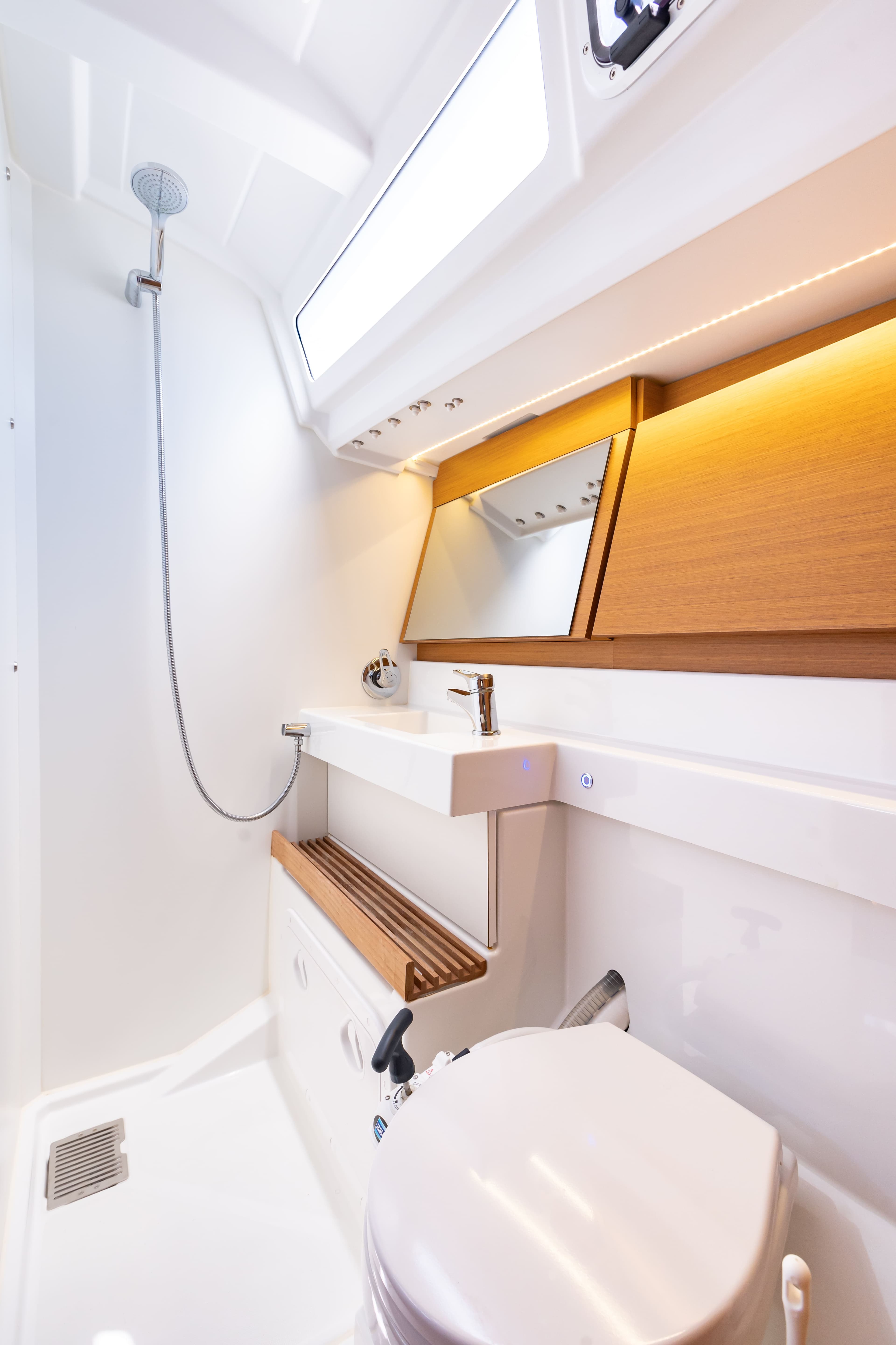 Sun Odyssey 440 - photo 6