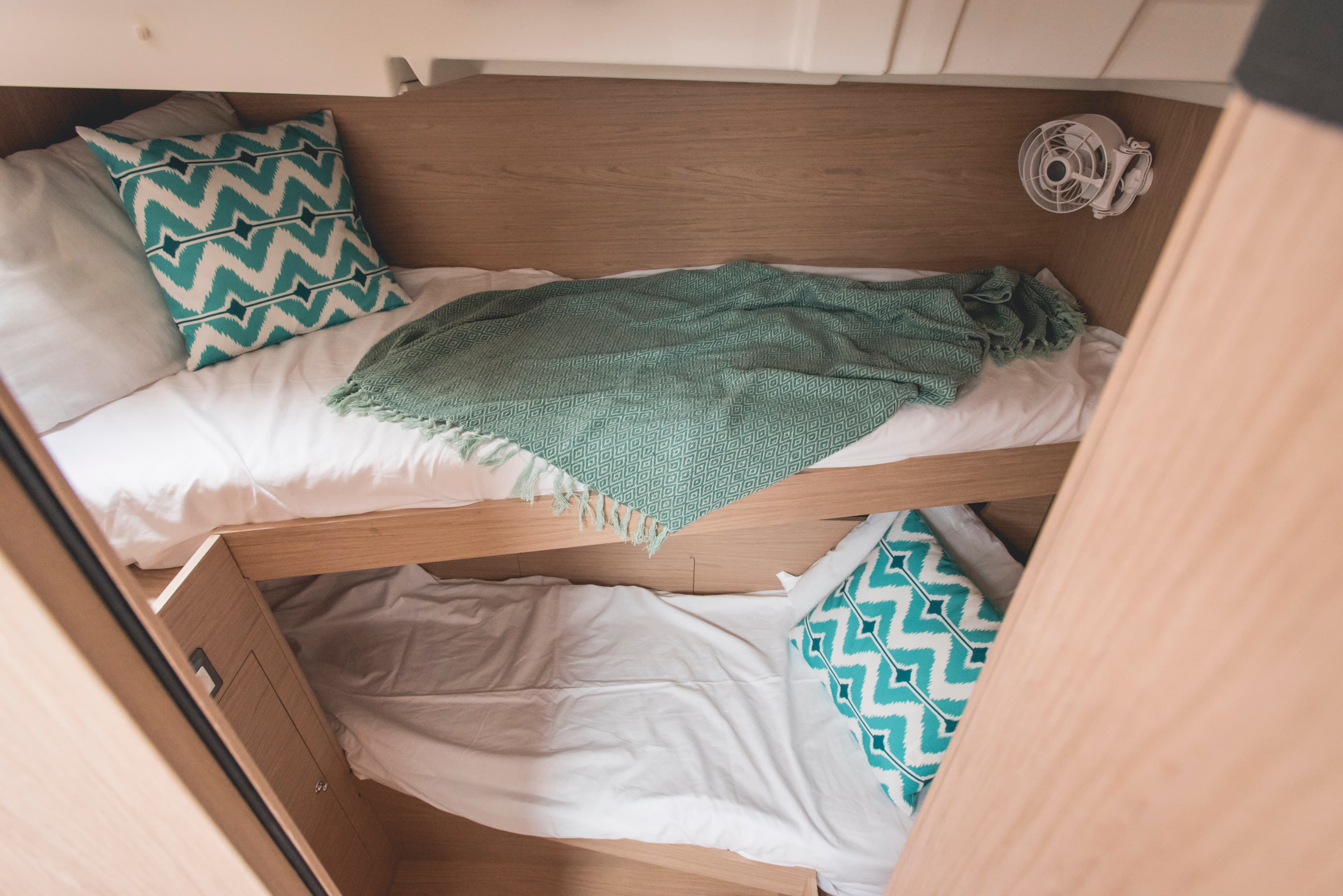 Oceanis 51.1 - photo 8