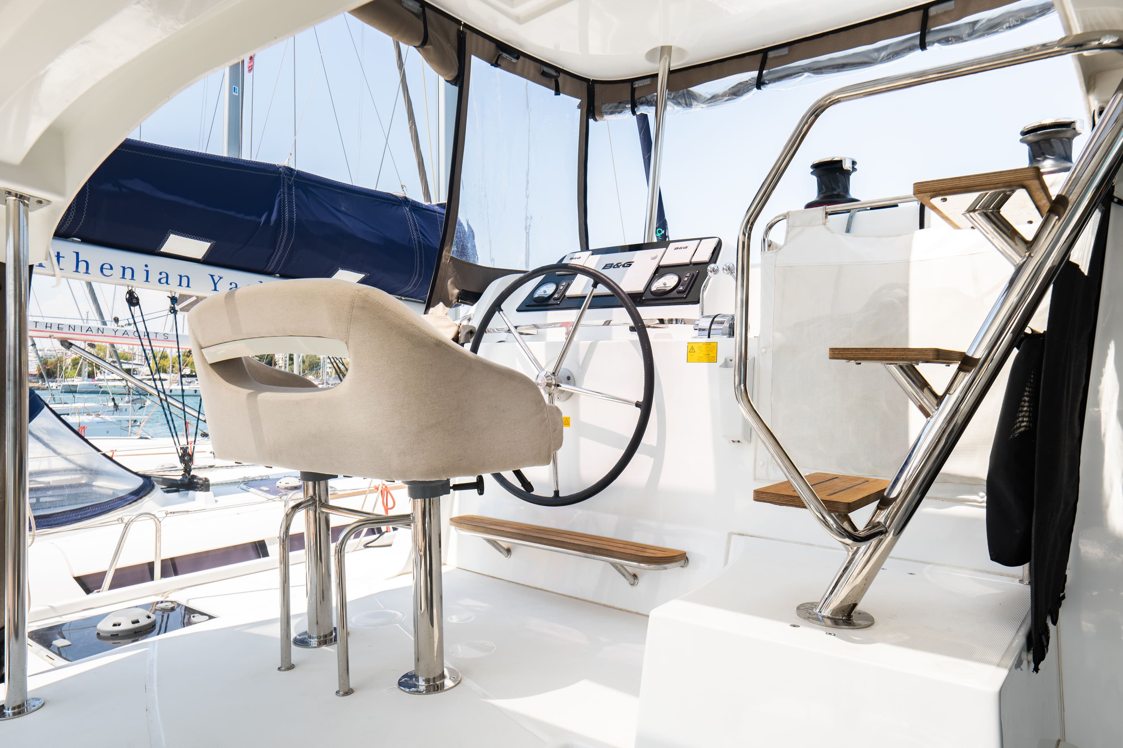 Lagoon 42 - photo 13