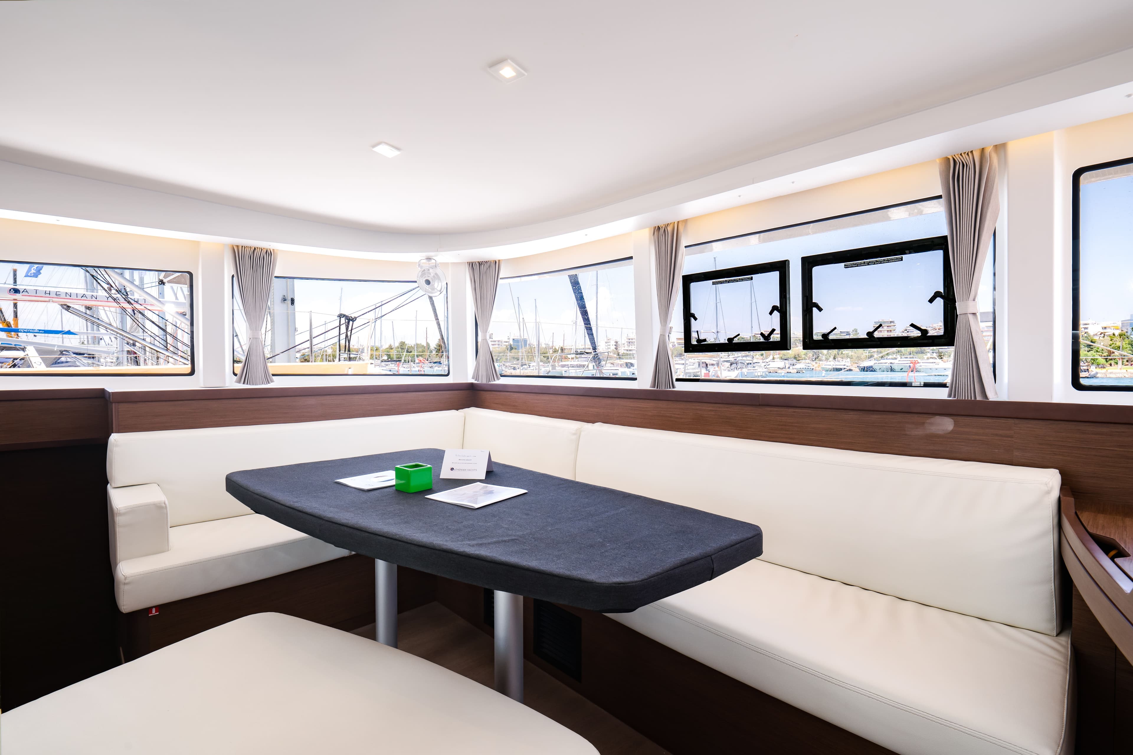 Lagoon 42 - photo 14