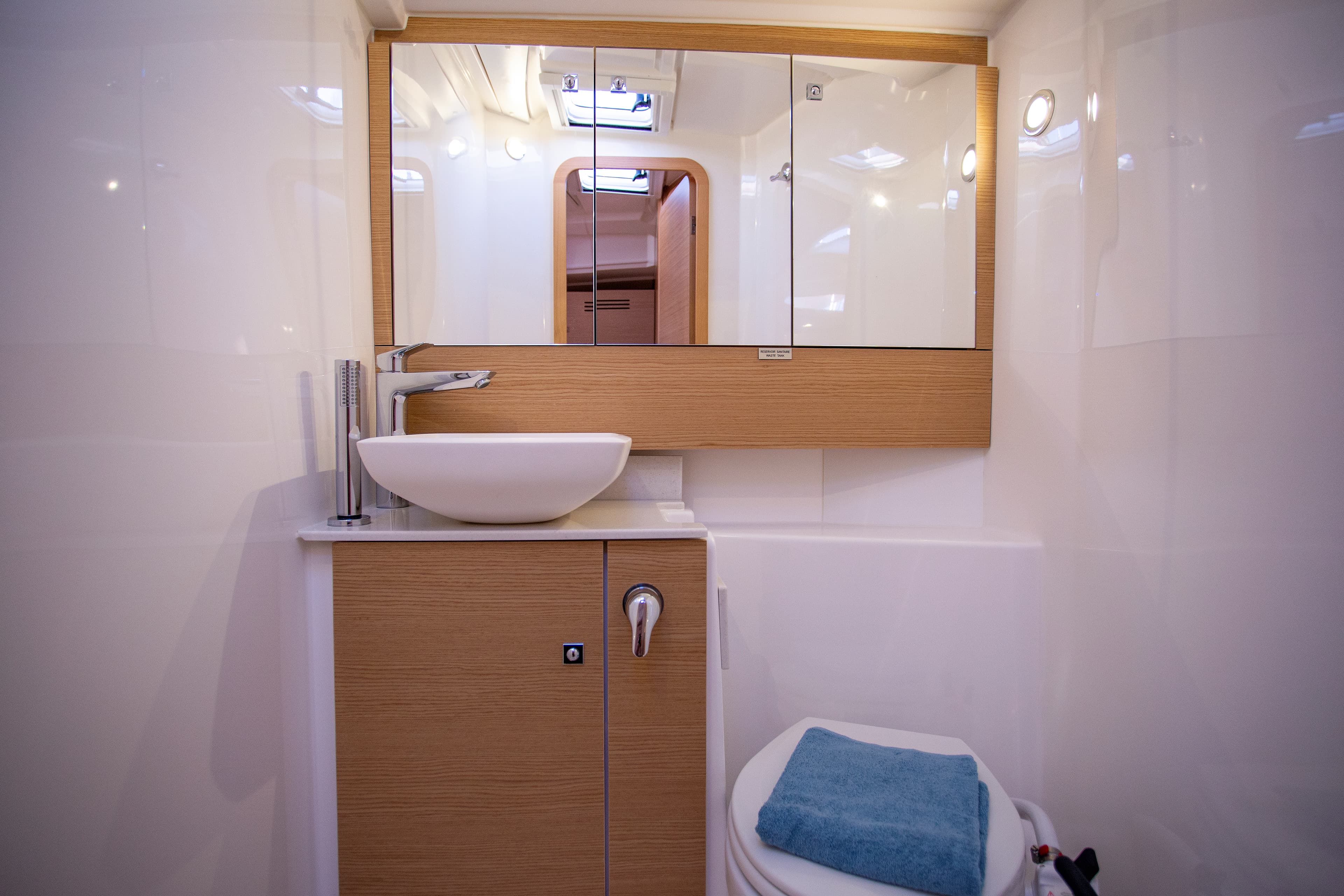 Dufour 430 - photo 4