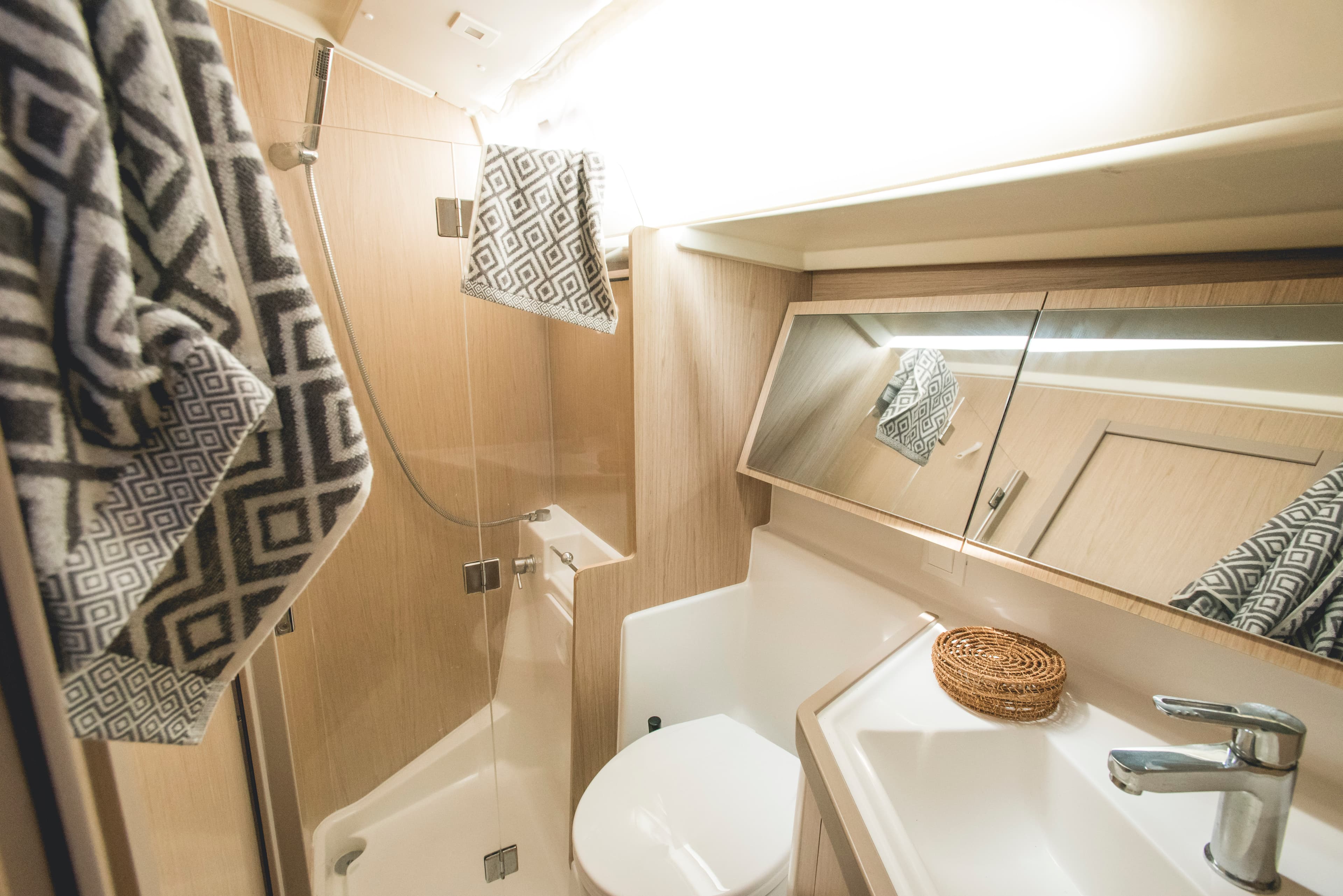 Oceanis 41.1 - photo 5