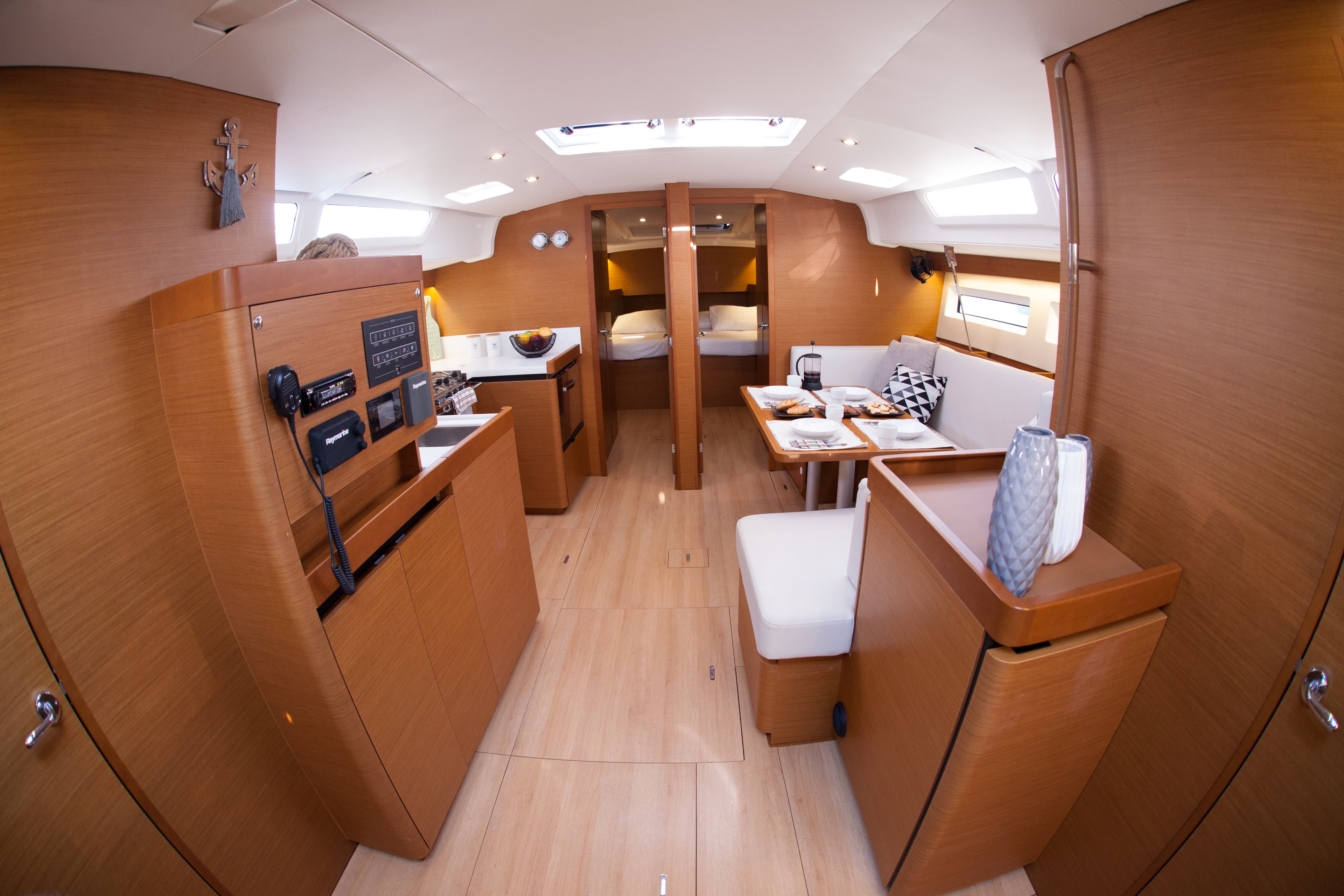 Sun Odyssey 490 - photo 4