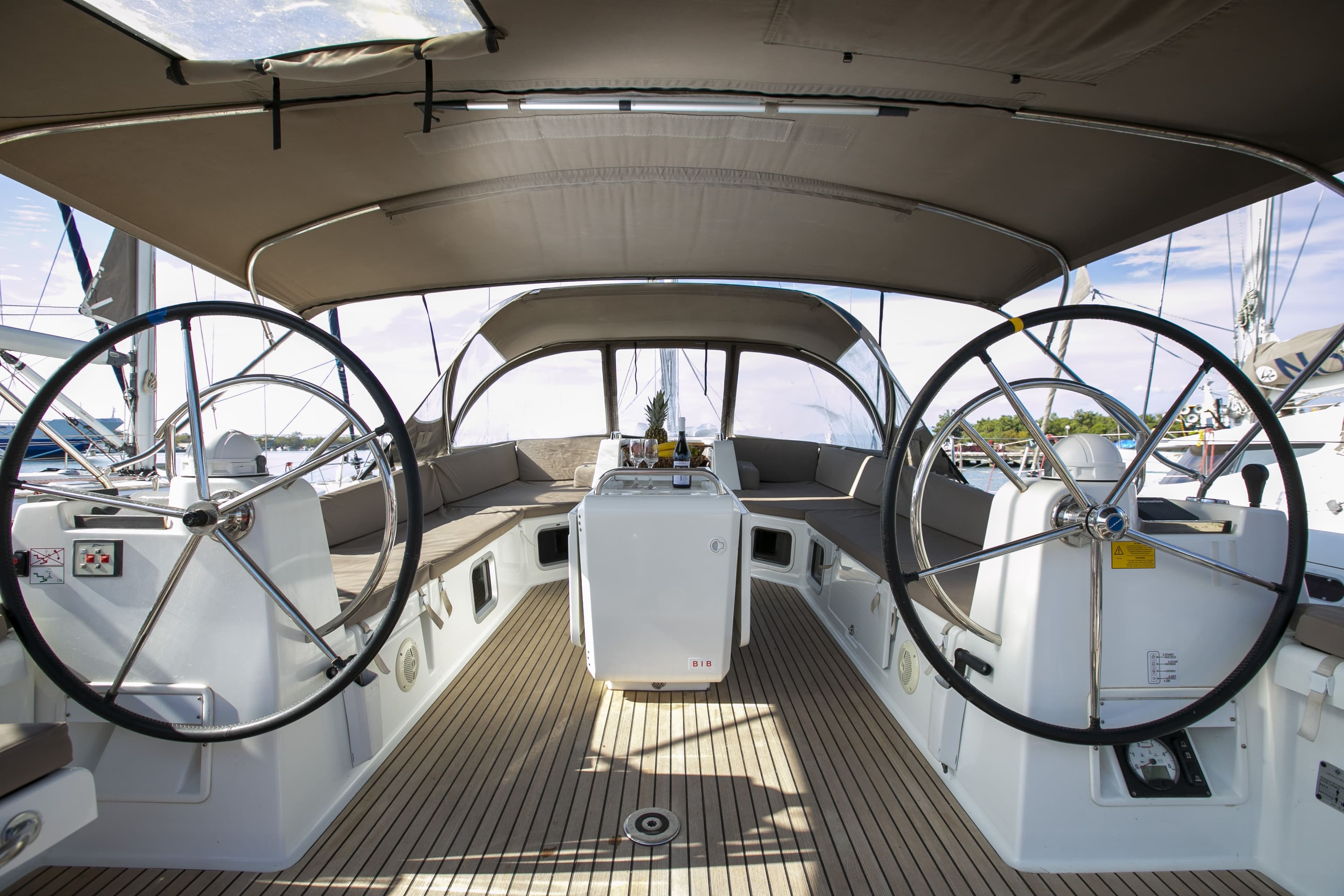 Jeanneau 54 - photo 16