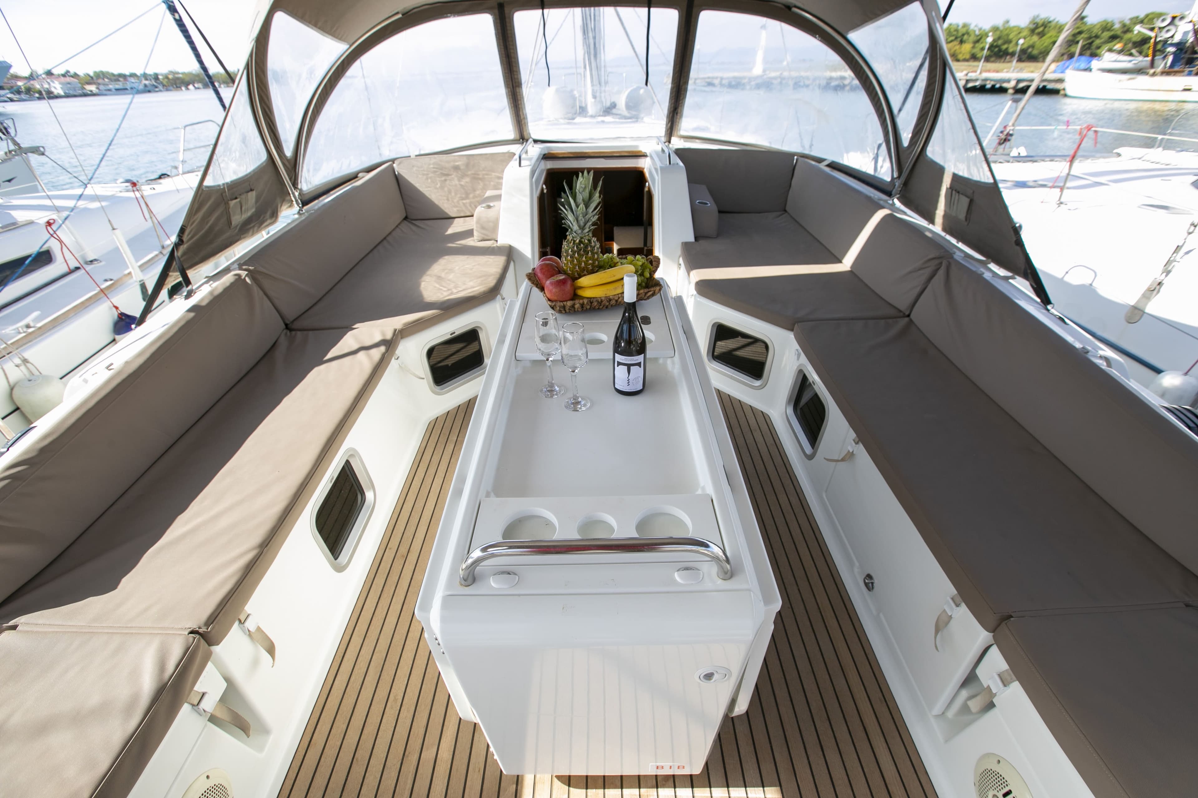 Jeanneau 54 - photo 25