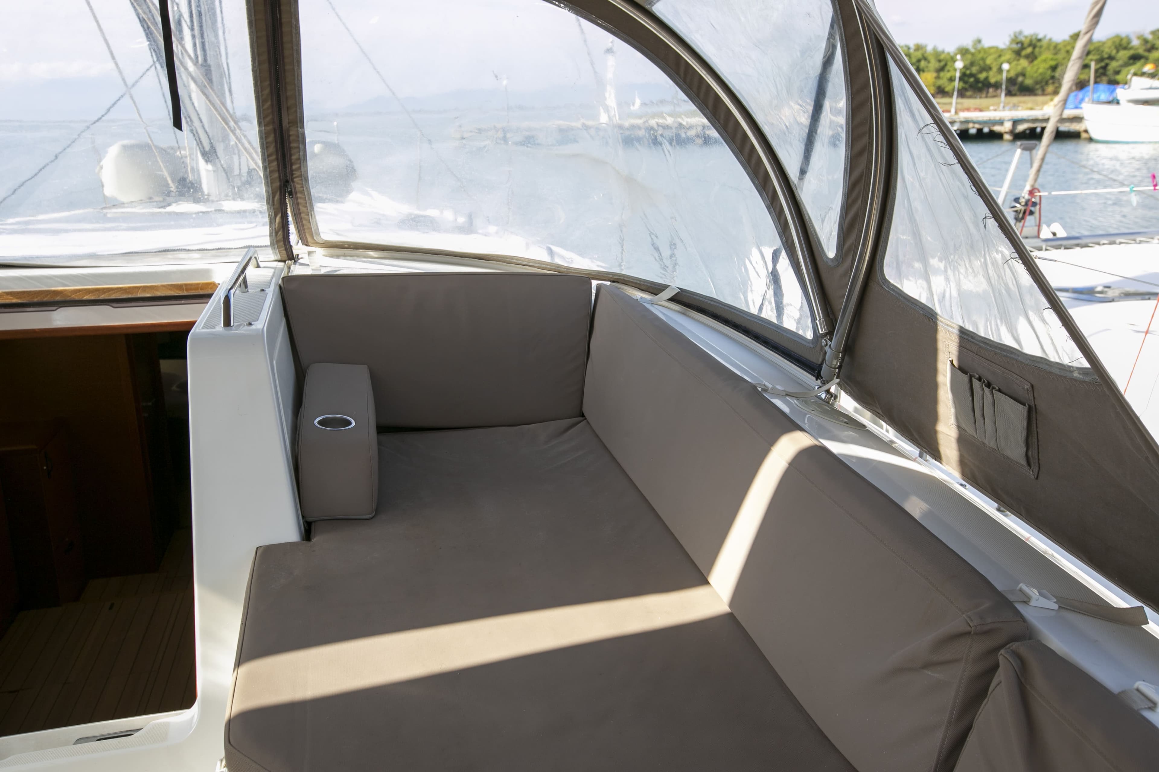 Jeanneau 54 - photo 7