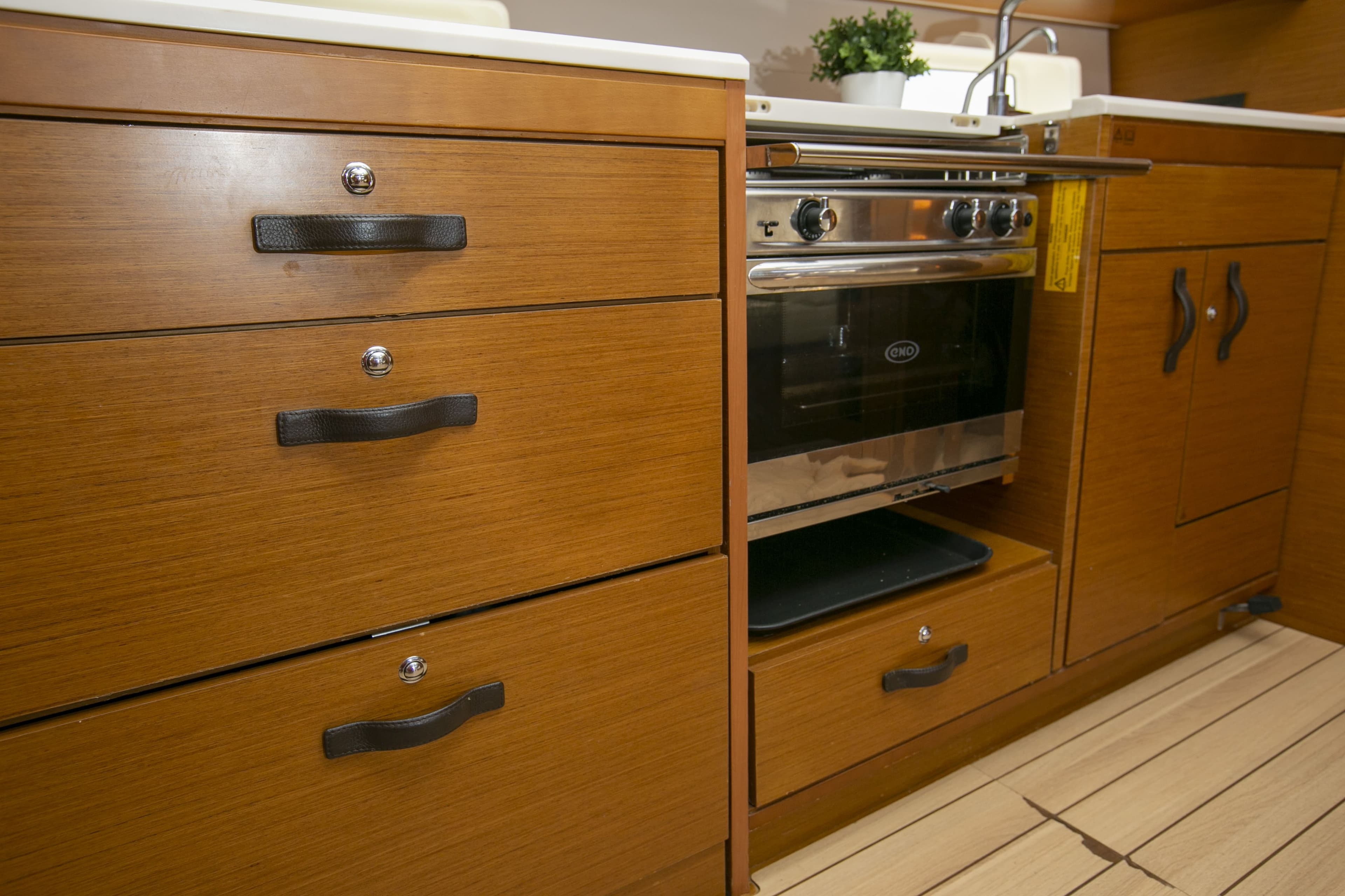 Jeanneau 54 - photo 9