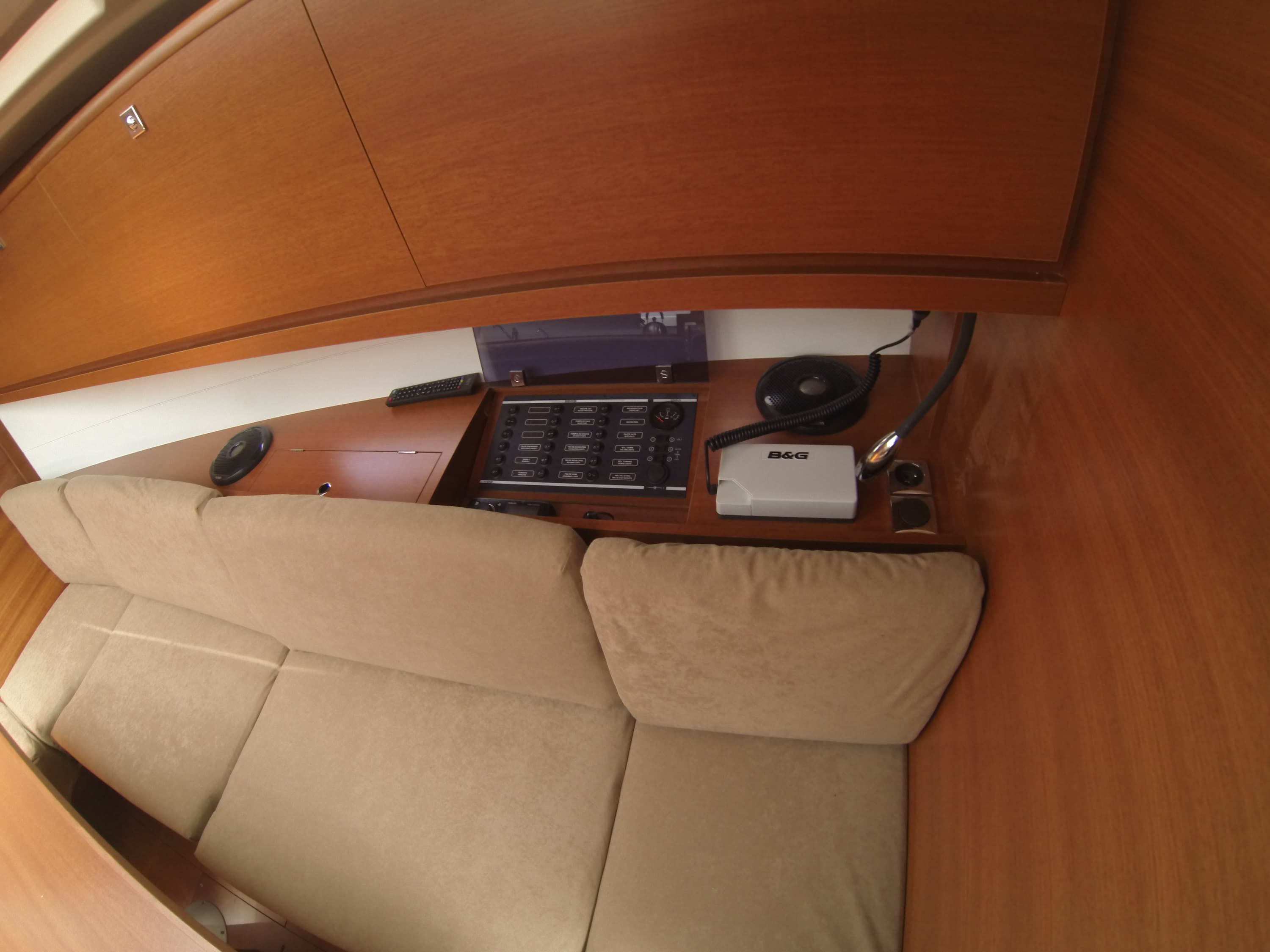 Dufour 382 Grand Large - photo 17