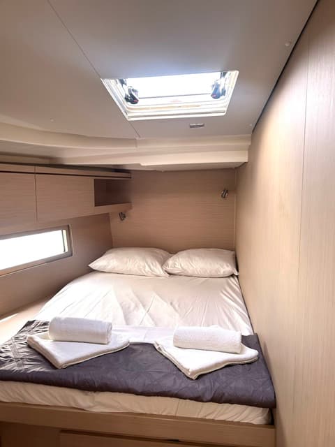 Oceanis 51.1 - photo 12