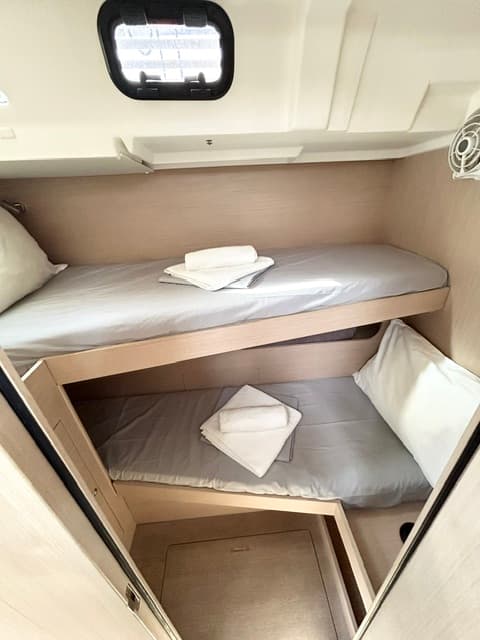 Oceanis 51.1 - photo 4