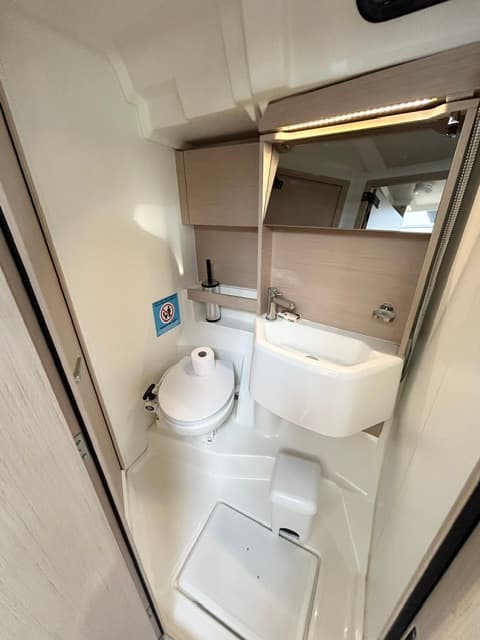 Oceanis 51.1 - photo 11