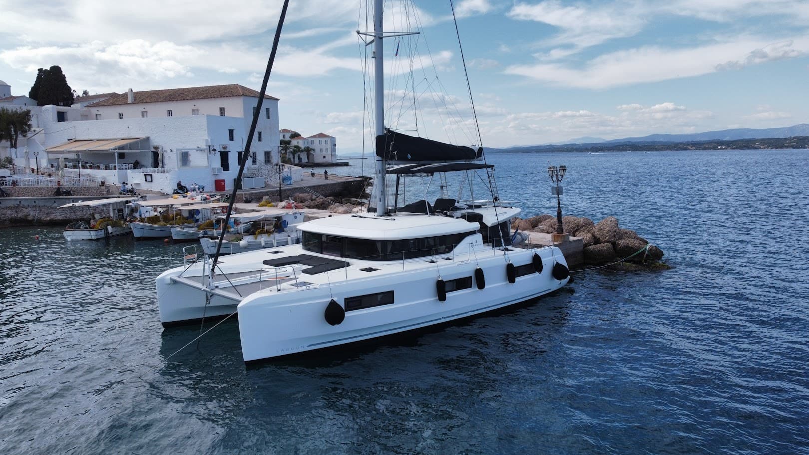 Lagoon 46  - photo 13