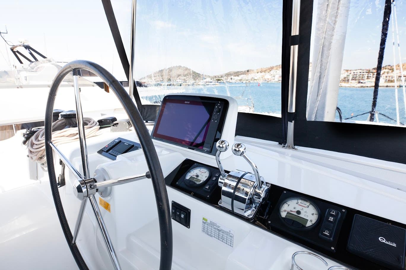 Lagoon 46  - photo 10