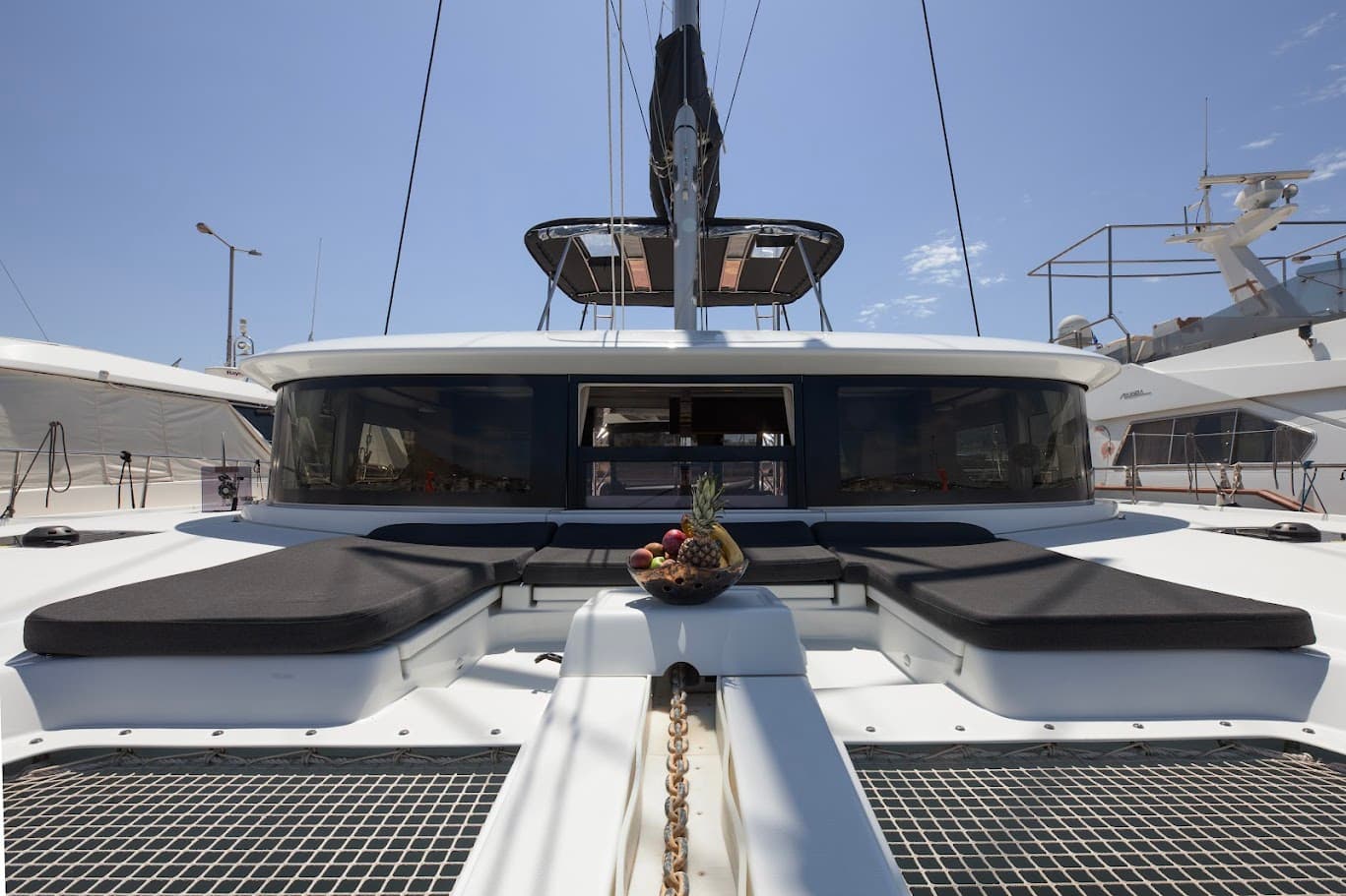 Lagoon 46  - photo 6