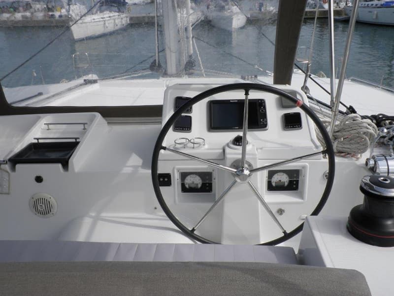 Lagoon 450 - photo 10