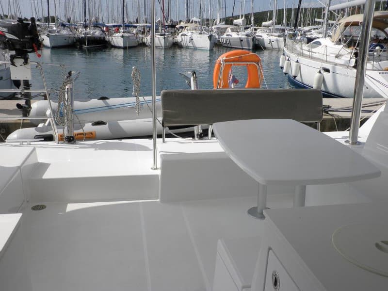 Lagoon 450 - photo 13