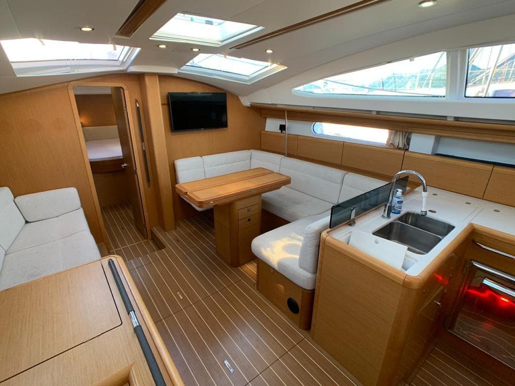 Sun Odyssey 45DS - photo 8