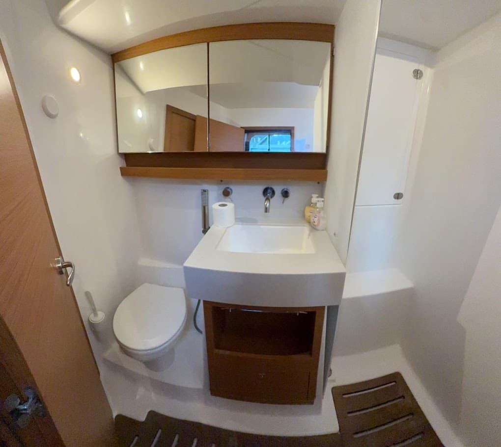 Dufour 530 - photo 8