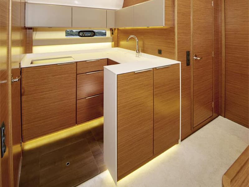 Bavaria Sport 450 HT - photo 10