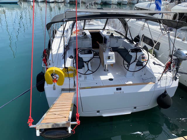 Bavaria C42 - photo 5