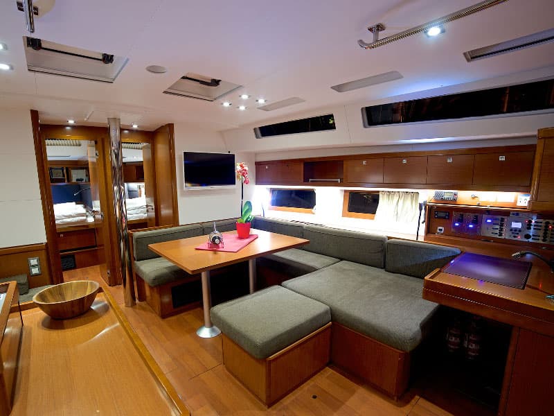 Oceanis 55 - photo 7