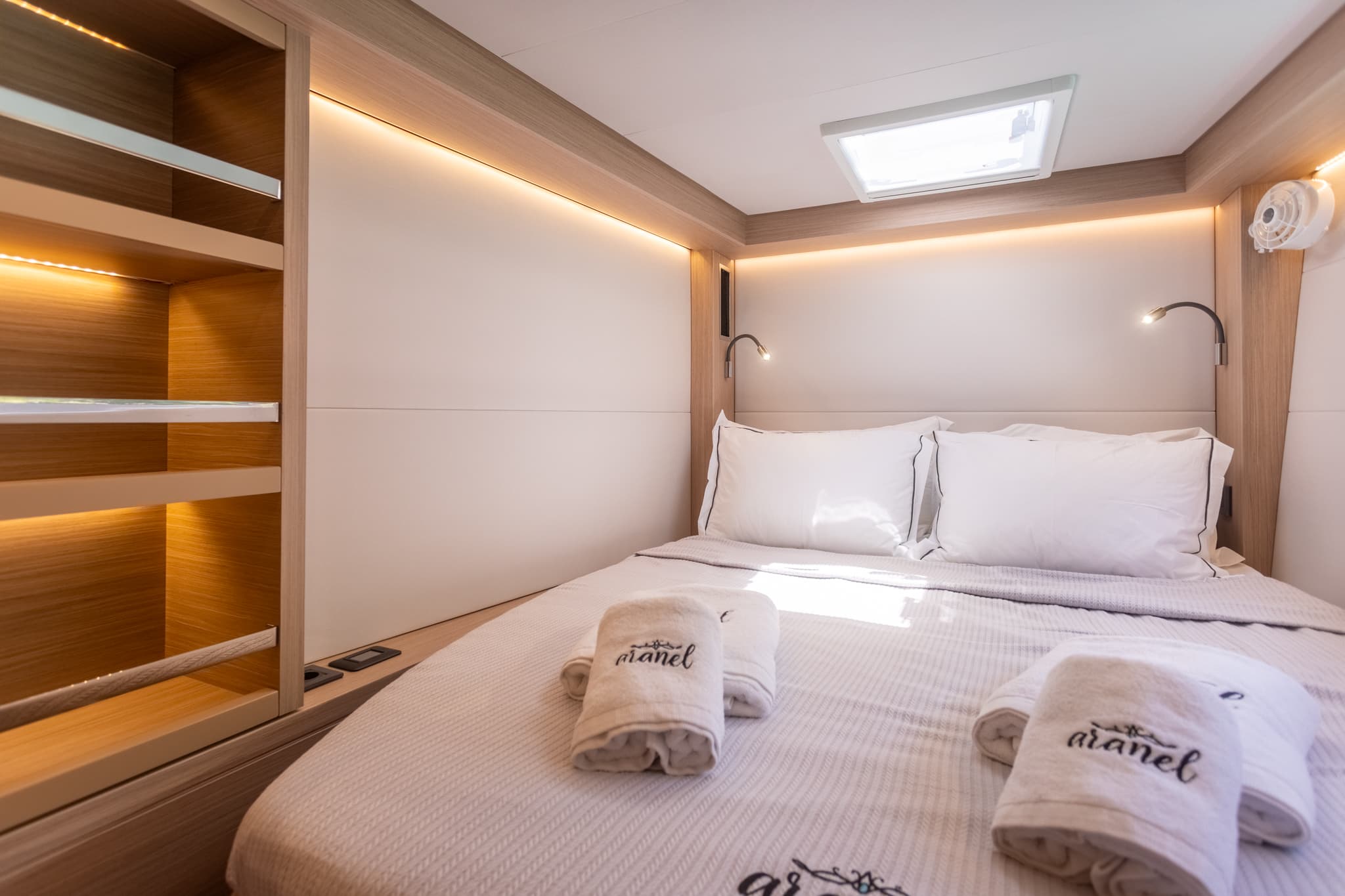 Lagoon 51 - photo 32