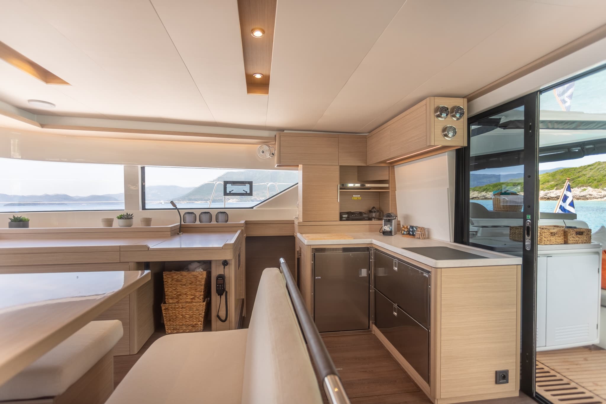 Lagoon 51 - photo 40