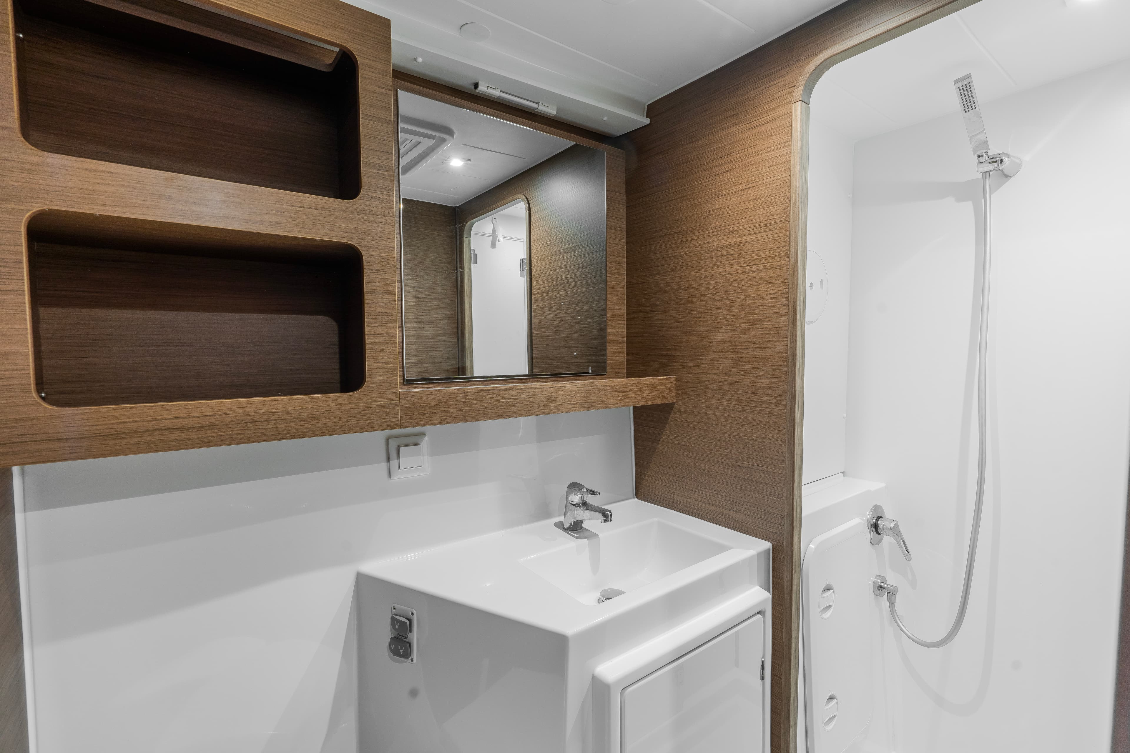 Lagoon 42 - photo 19