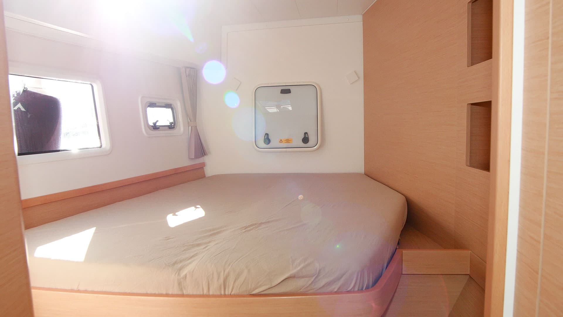 Lagoon 42 - photo 17