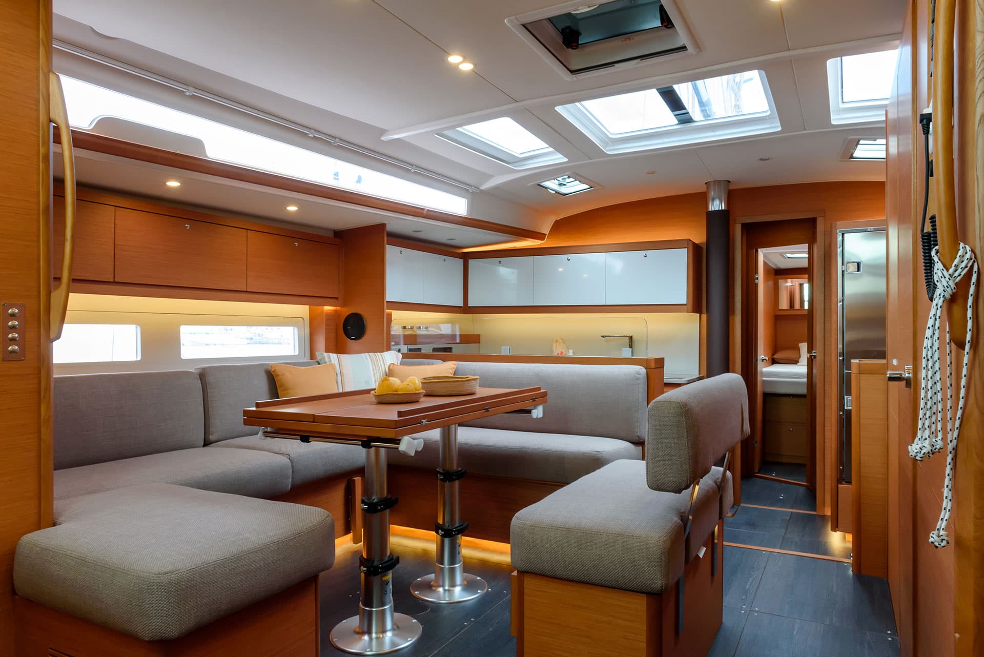 Dufour 530 - photo 11