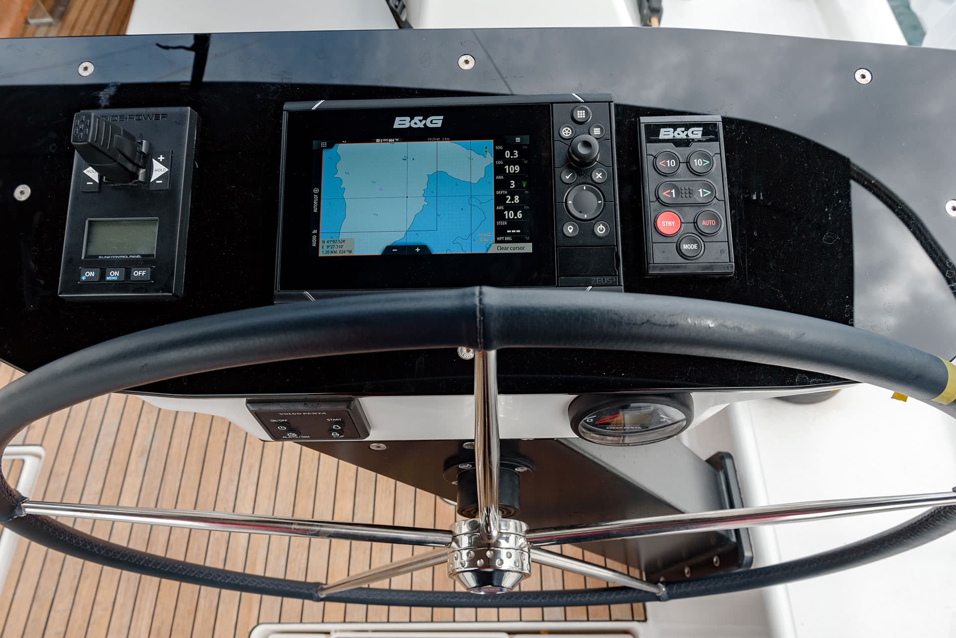 Dufour 470 - photo 18