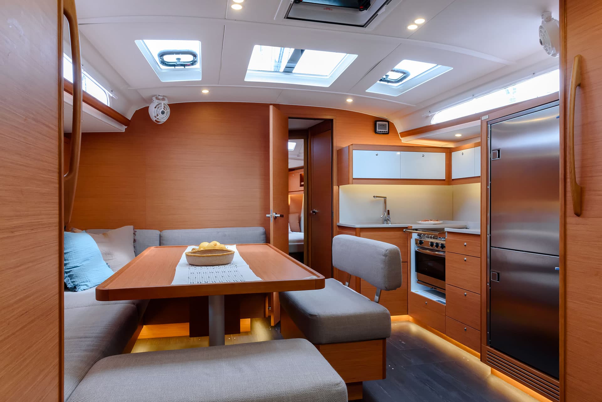 Dufour 470 - photo 6