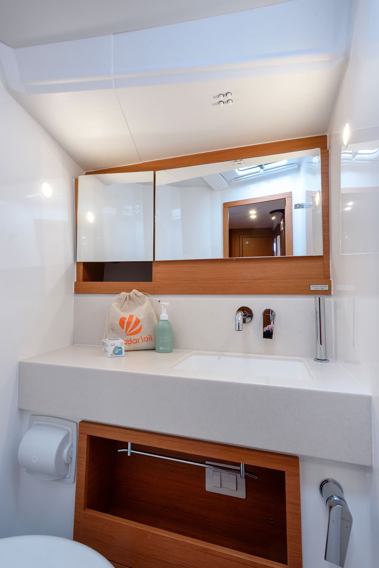 Dufour 470 - photo 17