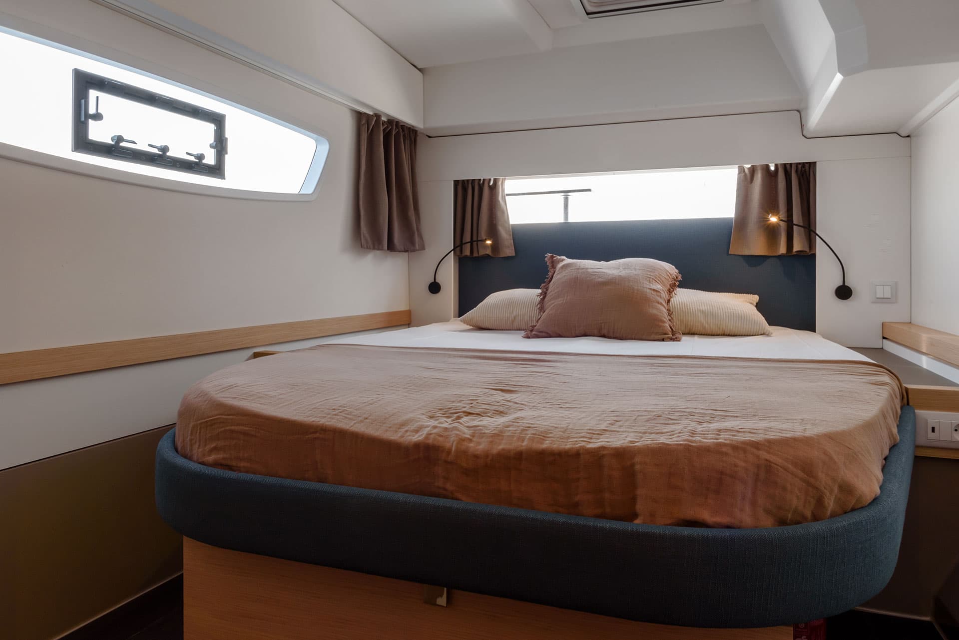 Astréa 42 - photo 16