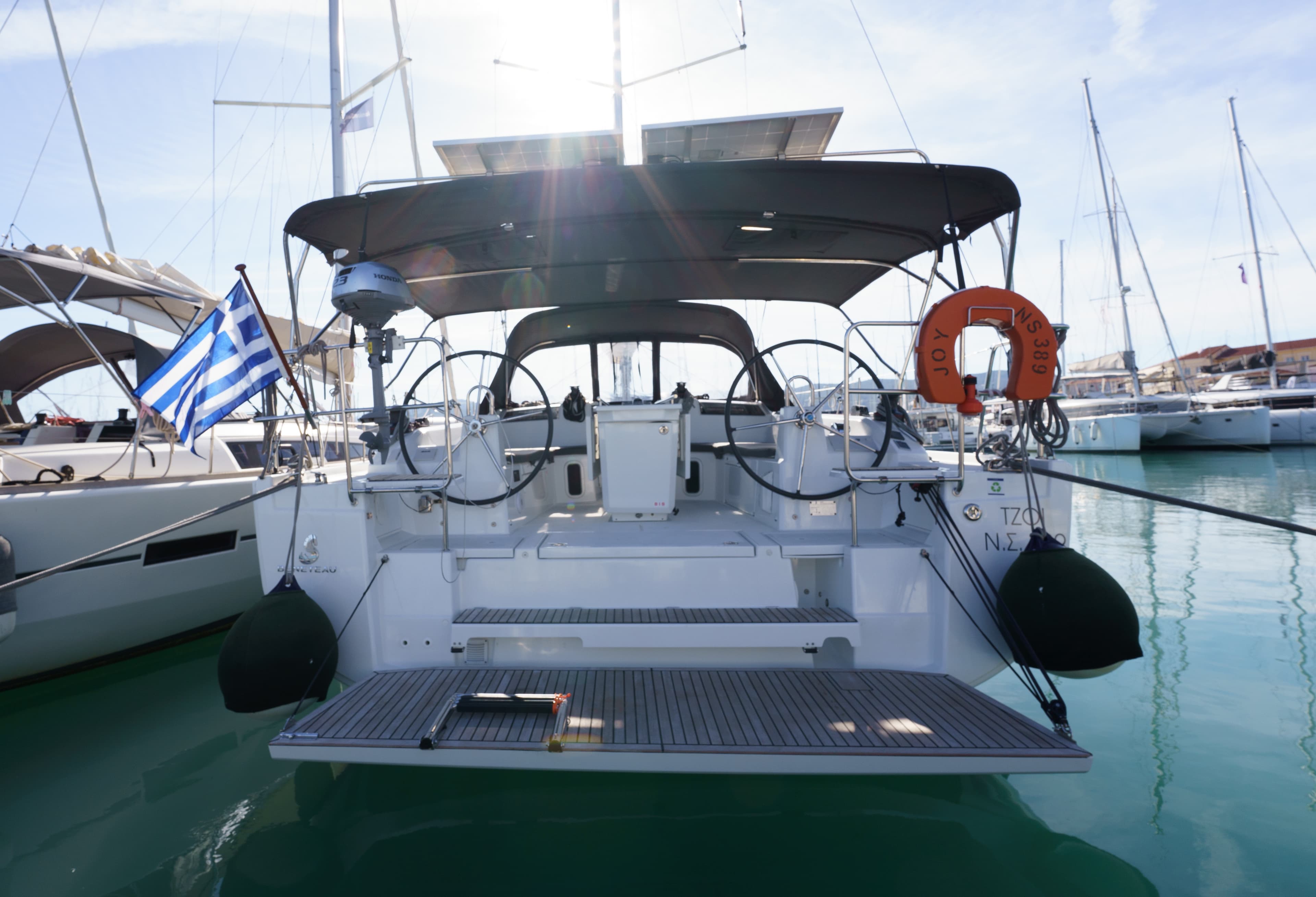 Oceanis 40.1 - photo 18