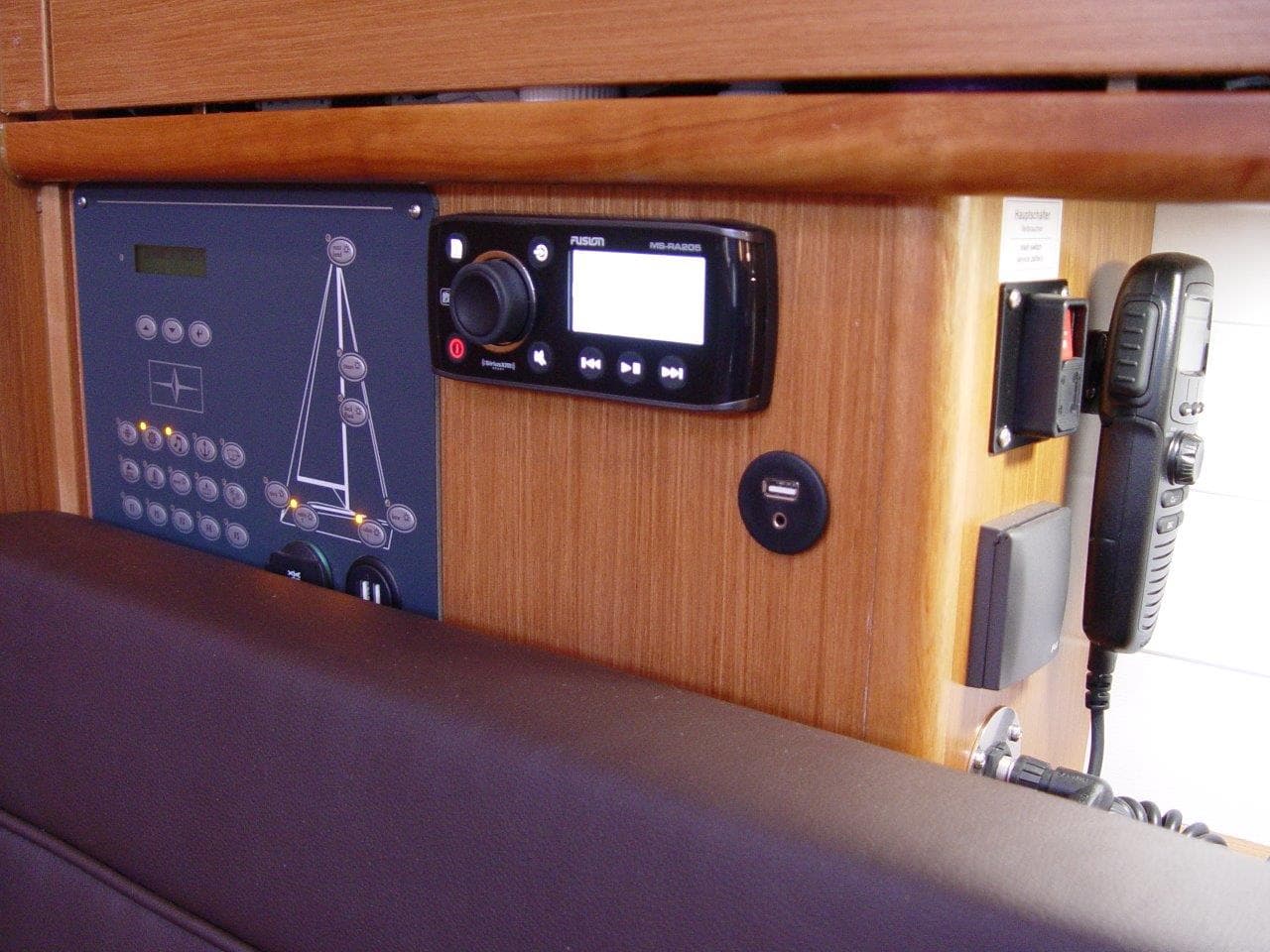 Bavaria Cruiser 34 - photo 11