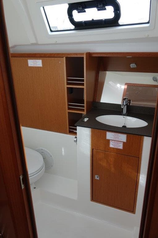 Bavaria Cruiser 41 - photo 8