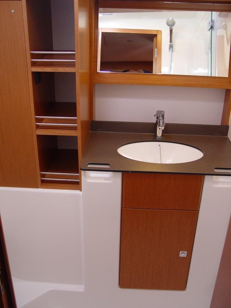 Bavaria Cruiser 51 - photo 12