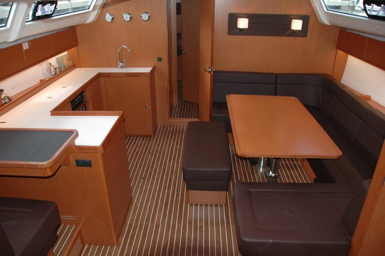 Bavaria Cruiser 51 - photo 18