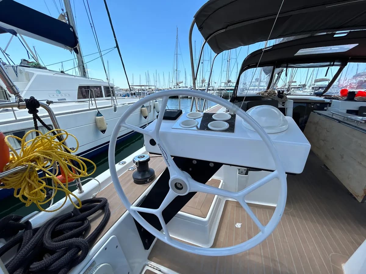 Dufour 470 - photo 4