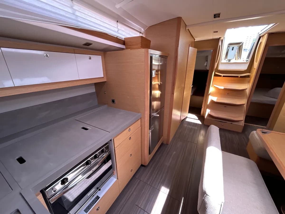Dufour 470 - photo 11