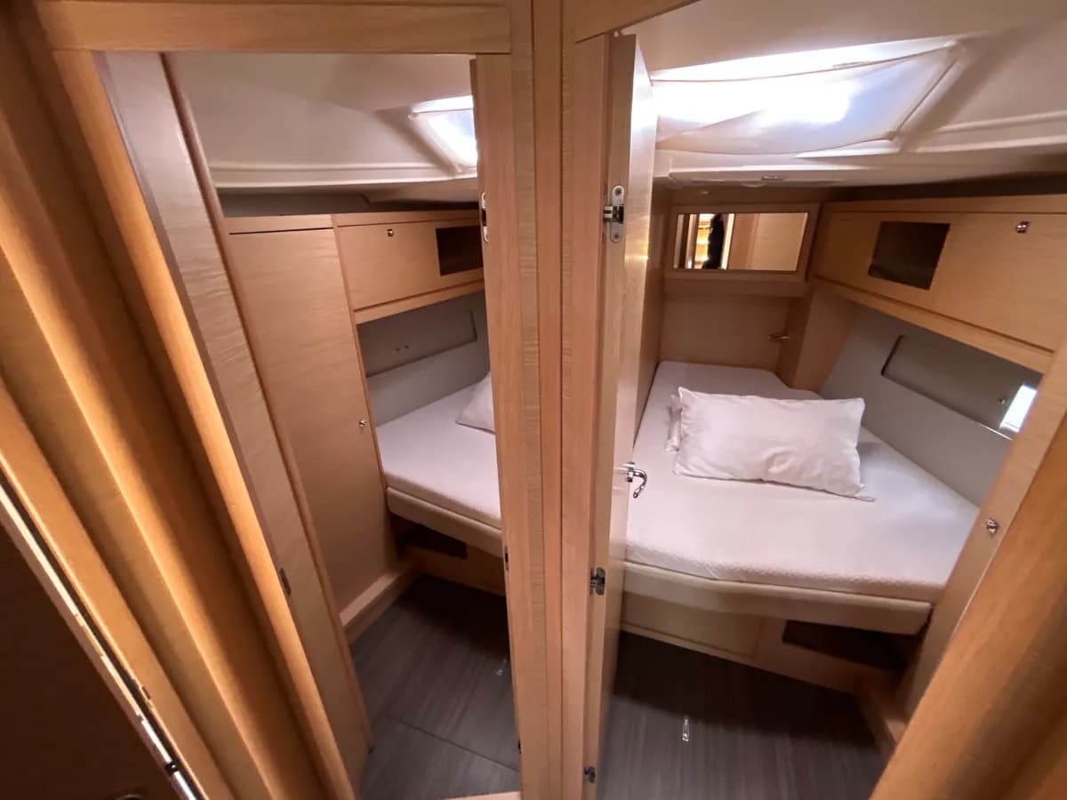 Dufour 470 - photo 8