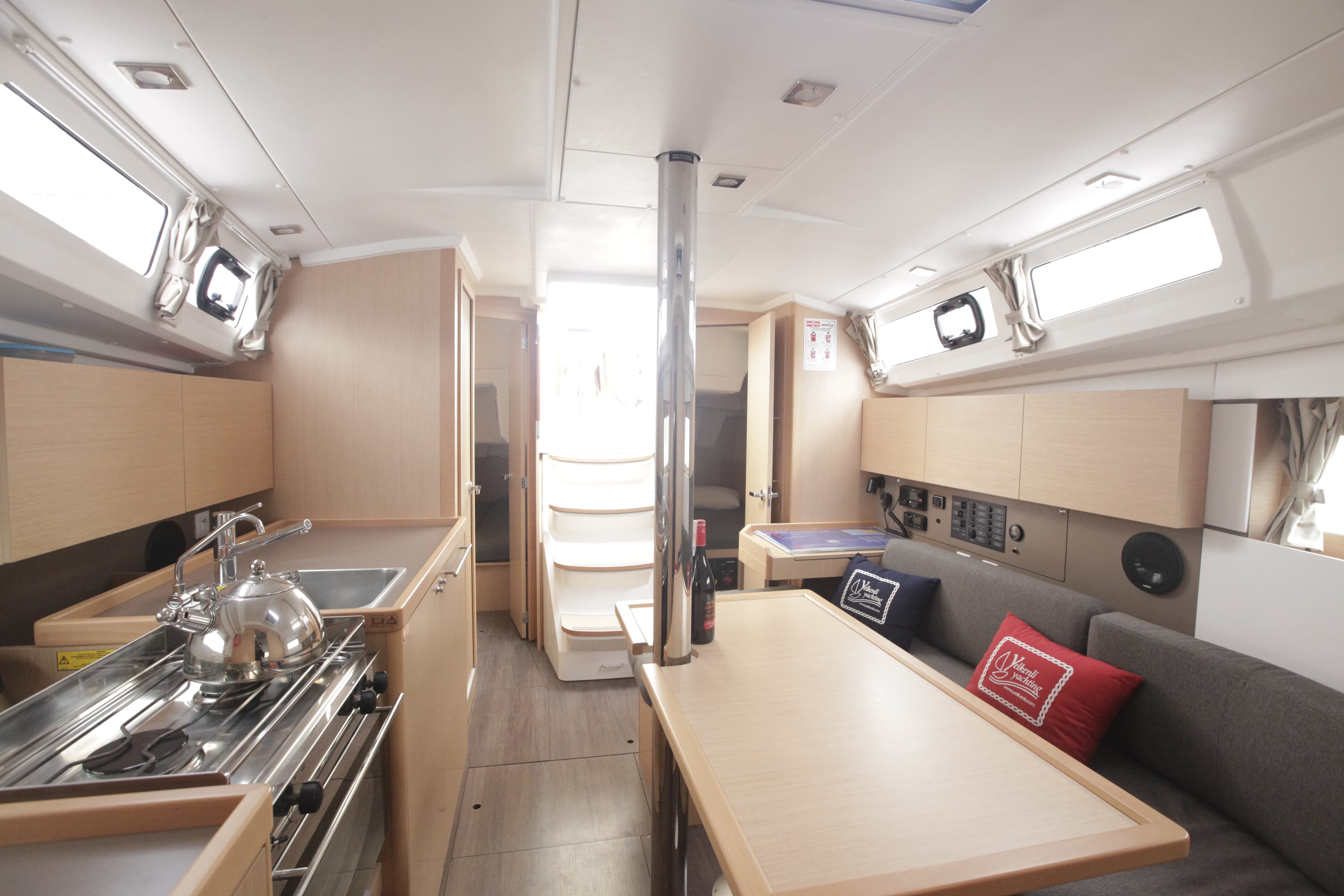 Oceanis 35 - photo 8