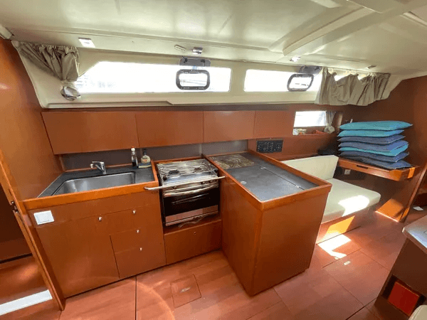 Oceanis 41.1 - photo 13