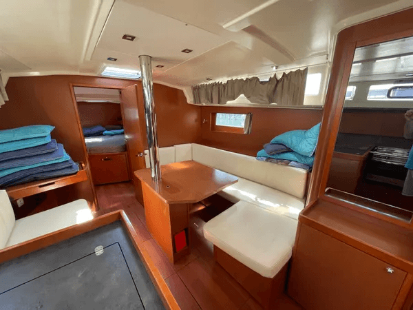 Oceanis 41.1 - photo 6