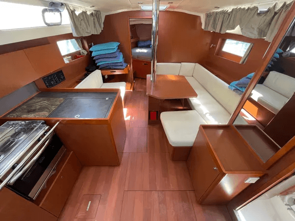 Oceanis 41.1 - photo 20