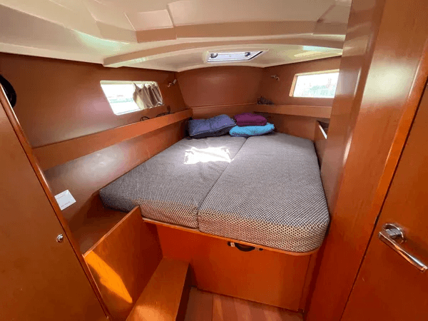 Oceanis 41.1 - photo 14