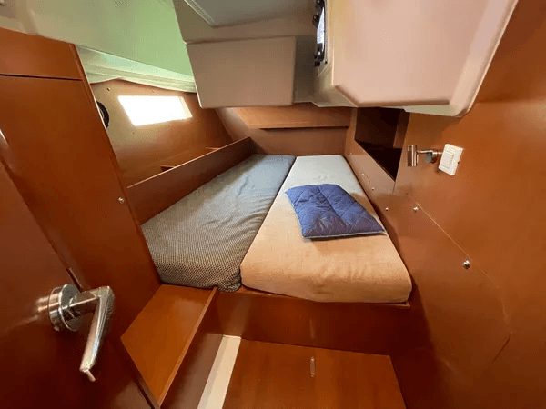 Oceanis 41.1 - photo 4