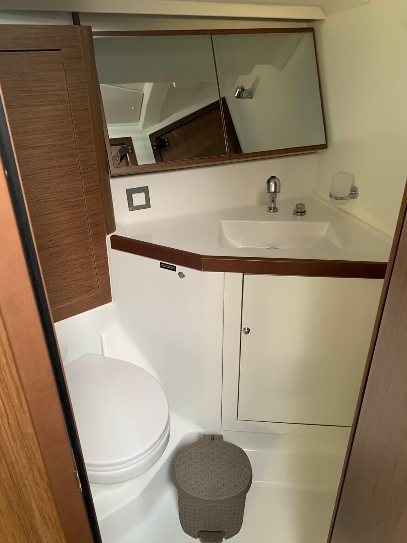 Oceanis 46.1 - photo 10